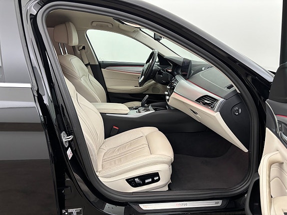 BMW 530e 23 of 26