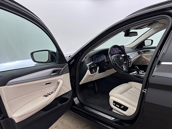 BMW 530e 12 of 26