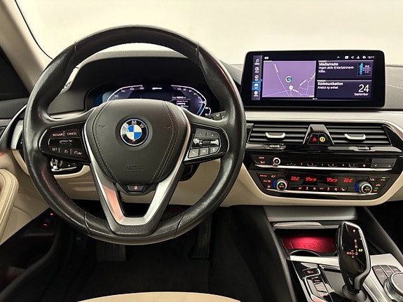 BMW 530e 18 of 26