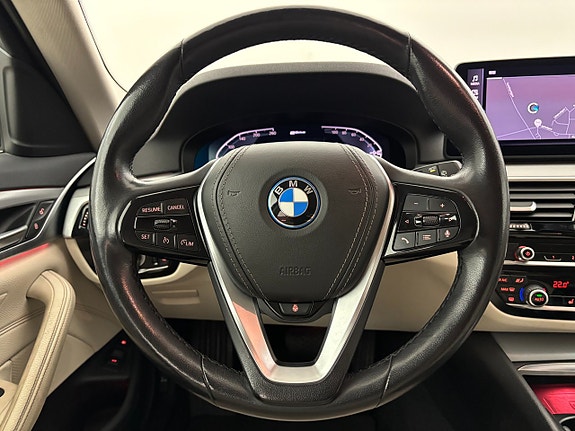 BMW 530e 19 of 26