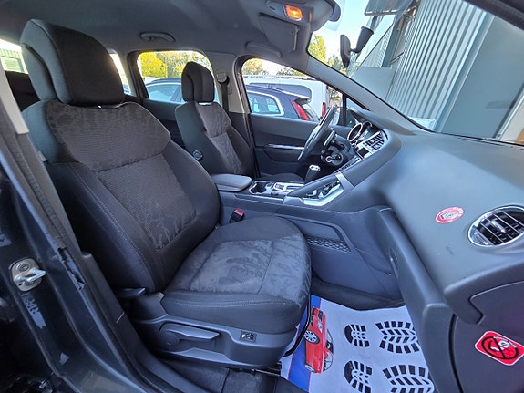 Peugeot 3008 10 of 15
