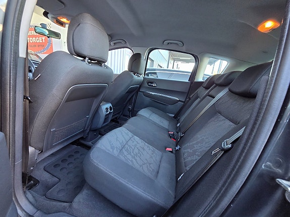 Peugeot 3008 13 of 15