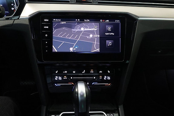Volkswagen Passat 23 of 30