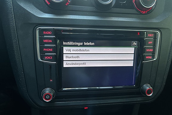 Volkswagen Caddy 18 of 27