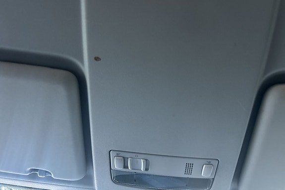 Volkswagen Caddy 23 of 27