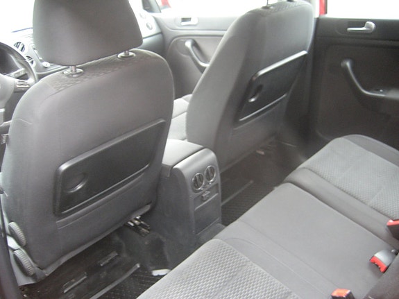 Volkswagen Golf Plus 10 of 19