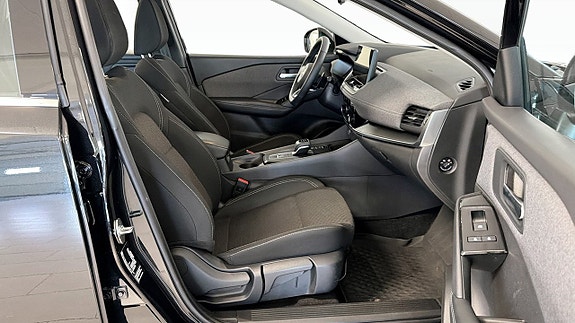 Nissan Qashqai 3 of 21