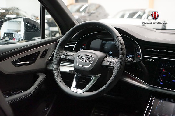 Audi SQ7 21 of 30