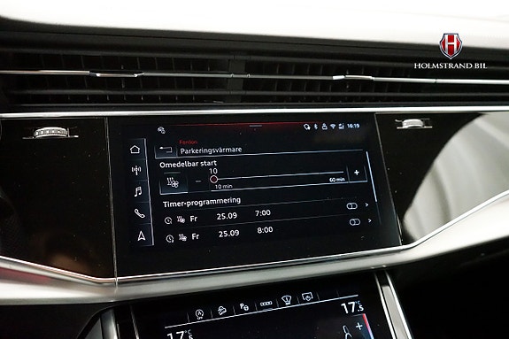Audi SQ7 27 of 30