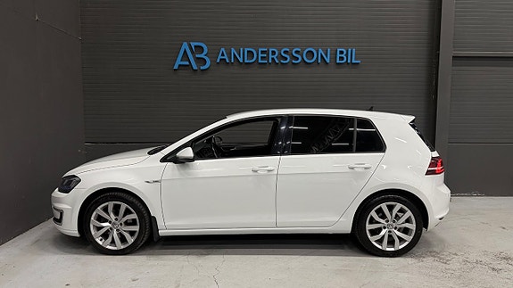 Volkswagen e-Golf VII 6 of 26