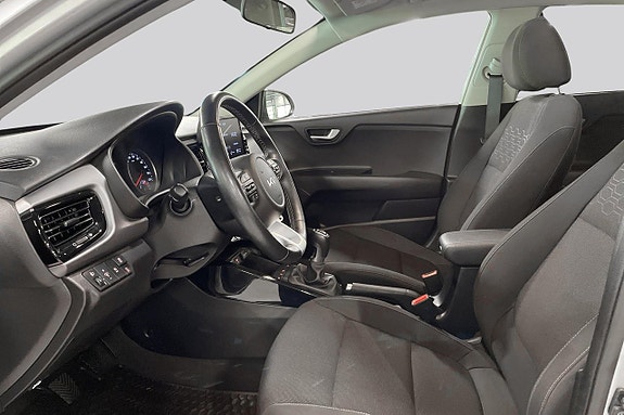 Kia Rio 10 of 24