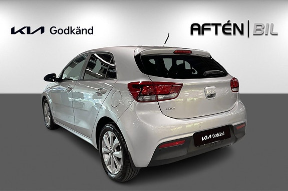 Kia Rio 8 of 24