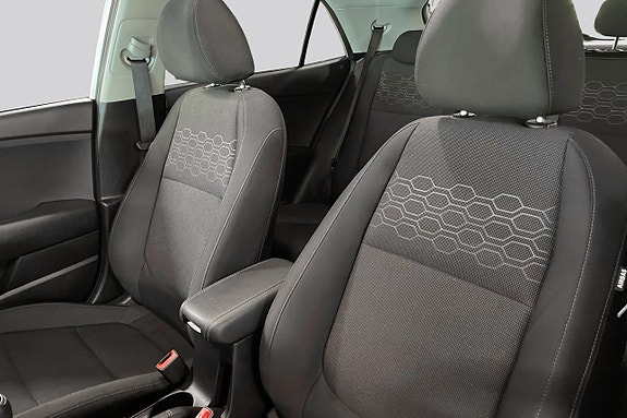 Kia Rio 23 of 24