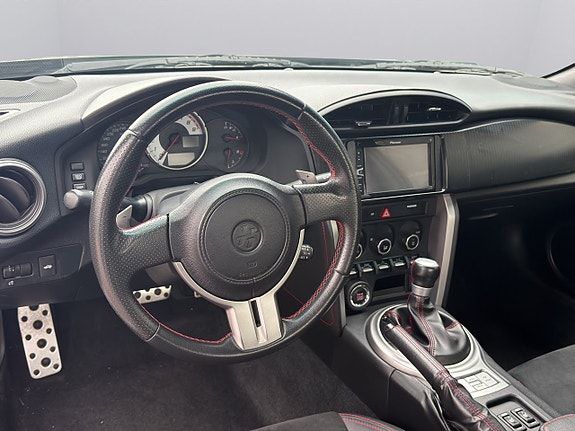 Toyota GT86 2.0 H4 200 ch BVA / Alcantara-Cuir / Xénon / Sièges chauffants / Sono Pioneer + caisson