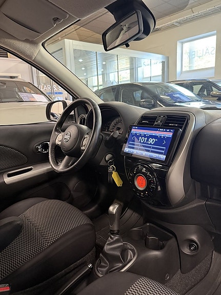 Nissan Micra 7 of 10