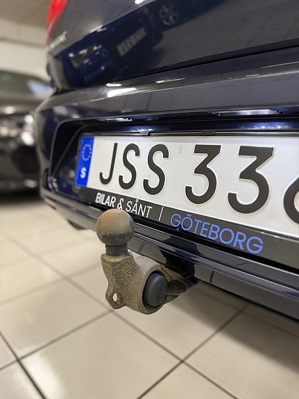 Volkswagen Passat 4 of 18