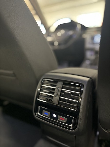 Volkswagen Passat 18 of 18