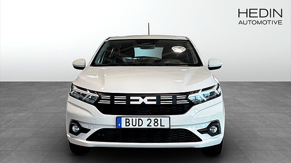 Dacia Sandero 8 of 13