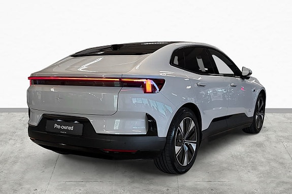 Polestar 4 9 of 25