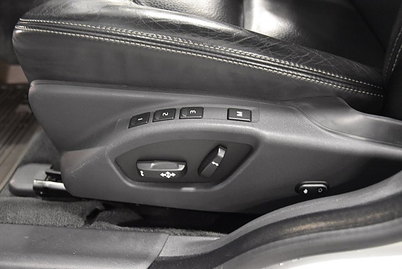 Volvo XC70 14 of 23
