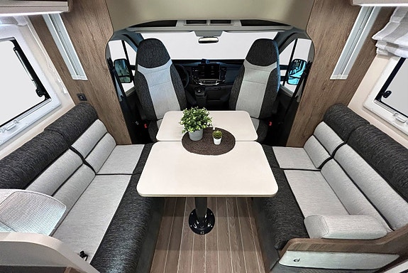 CI MAGIS 87 XT LÅNGBÄDD Face-To-Face DIESELVÄRMARE 8 of 30