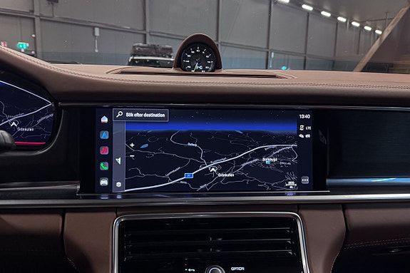 Porsche Panamera 4 16 of 25