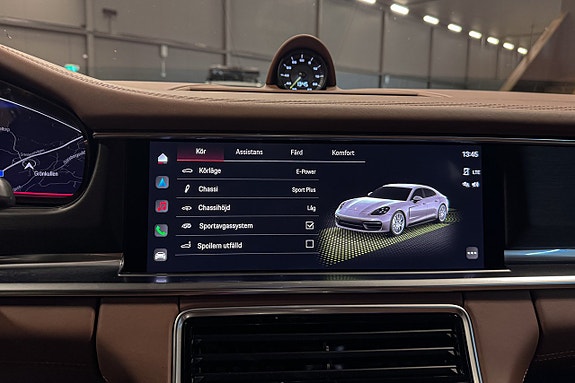 Porsche Panamera 4 19 of 25