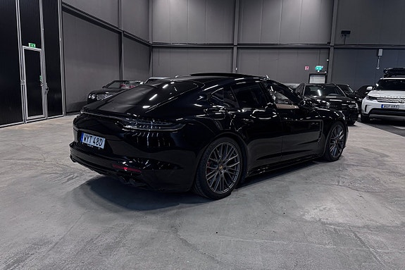 Porsche Panamera 4 6 of 25