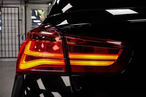 BMW 118i 7 of 28