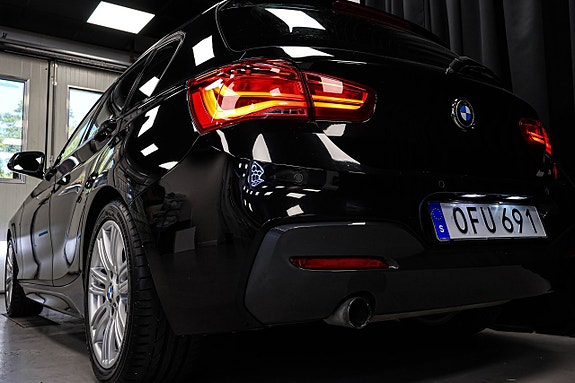 BMW 118i 8 of 28