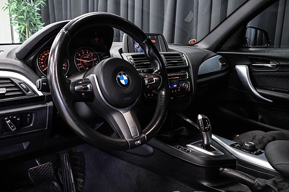 BMW 118i 12 of 28