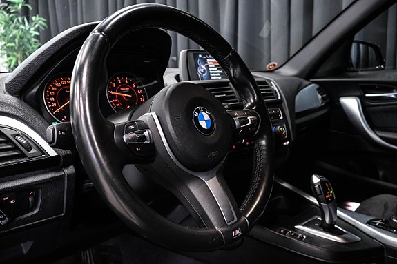 BMW 118i 13 of 28