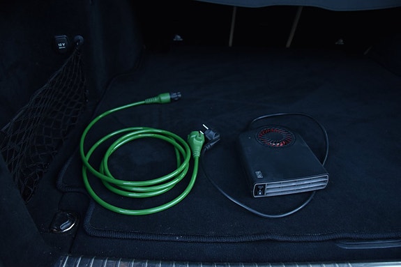 Mercedes-Benz C200 26 of 26