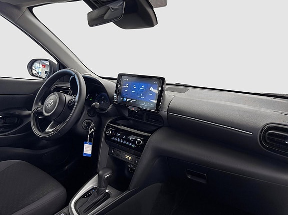 Toyota Yaris Cross 7 of 12
