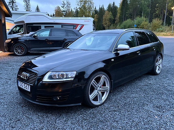 Audi A6 2 of 19