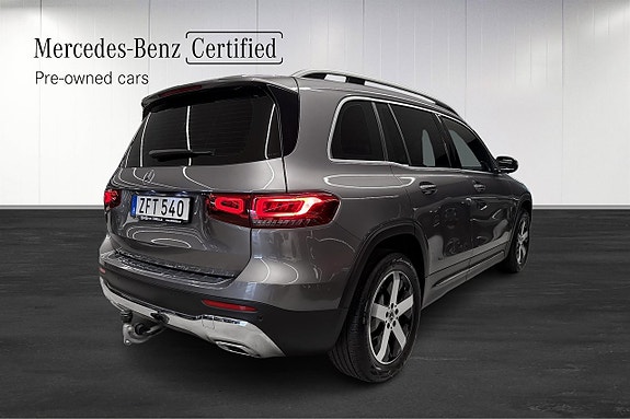 Mercedes-Benz GLB200 d 4 of 11
