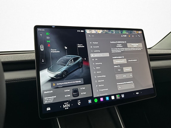 Tesla Model Y 26 of 30
