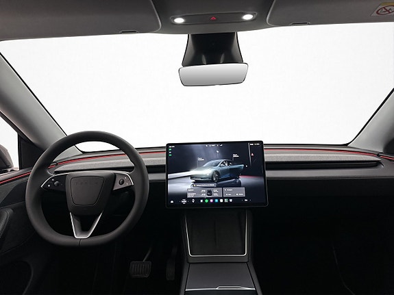 Tesla Model Y 16 of 30
