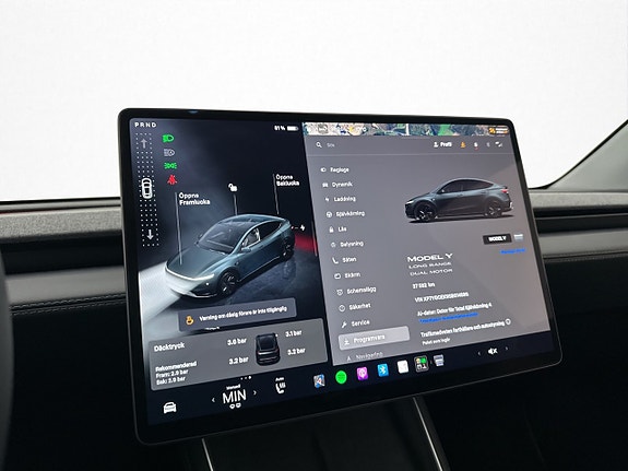 Tesla Model Y 27 of 30