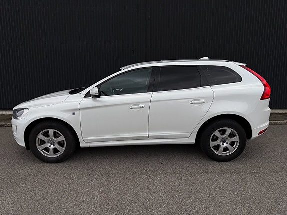 Volvo XC60 6 of 12