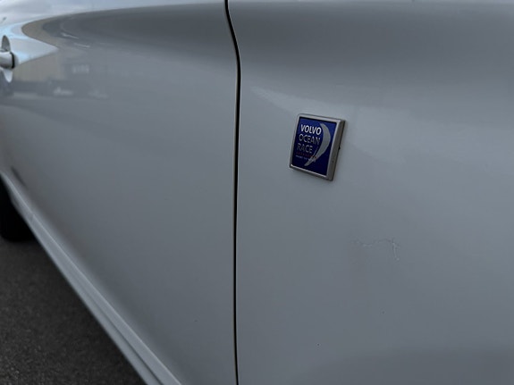 Volvo XC60 9 of 12