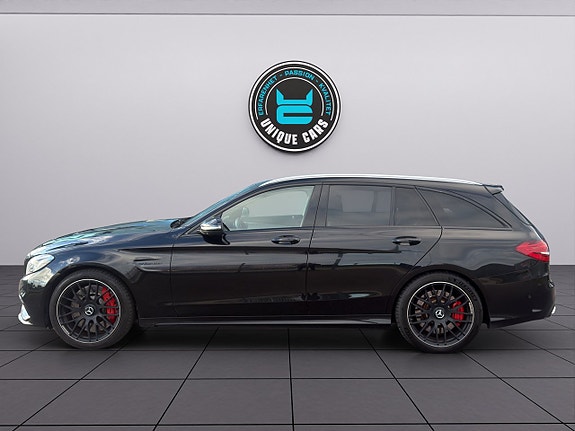Mercedes-Benz C63 6 of 26