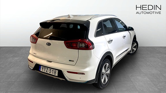 Kia Niro 2 of 9