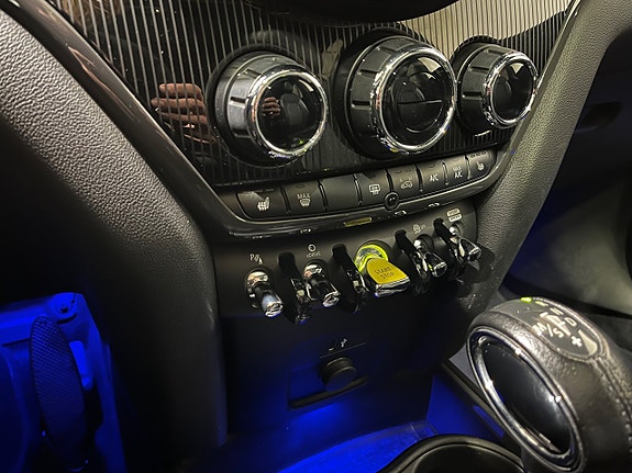 MINI Countryman Cooper SE 18 of 21