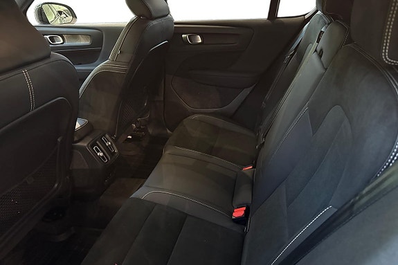 Volvo C40 13 of 23