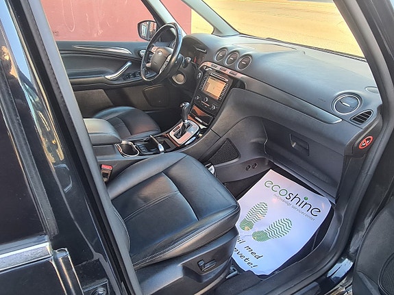 Ford Galaxy 15 of 19