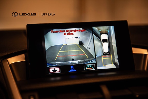 Lexus NX300h 20 of 26