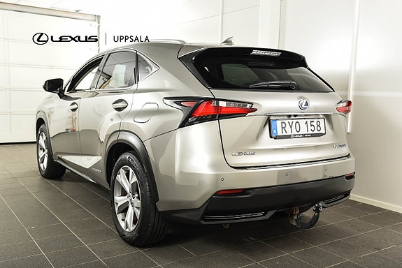 Lexus NX300h 3 of 26