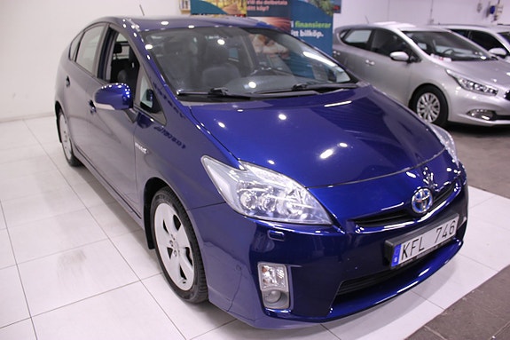 Toyota Prius 28 of 29