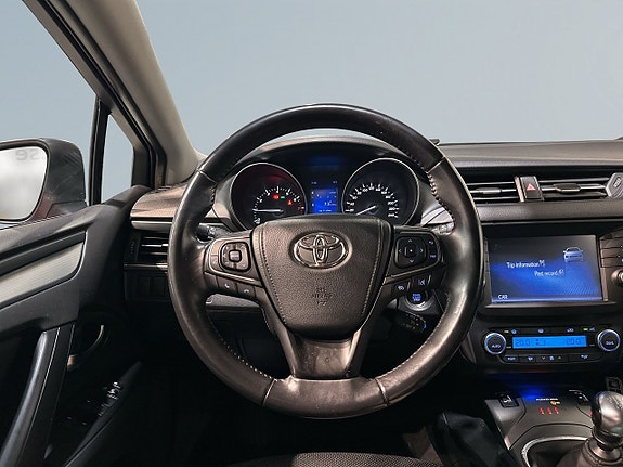 Toyota Avensis 9 of 20